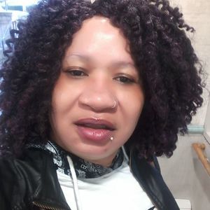 Meet your Posher, Joy